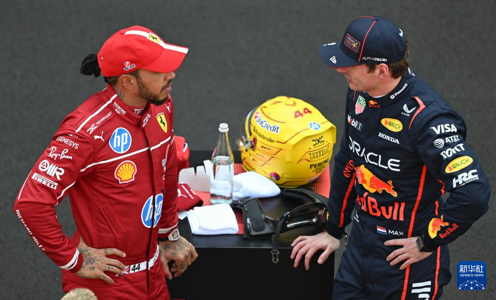 红牛车队逆转法拉利，汉密尔顿扛起全队