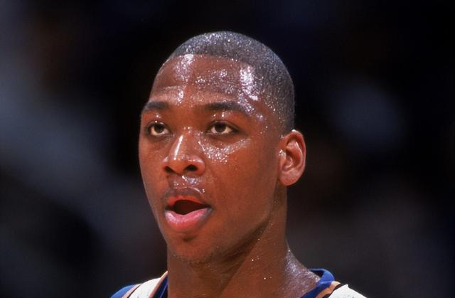 魔术碾压上海队,西亚卡姆高光表现 魔术碾压上海队,西亚卡姆高光表现