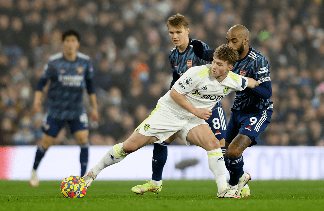 韩国鏖战日本,马丁内利关键制胜 韩国鏖战日本,马丁内利关键制胜