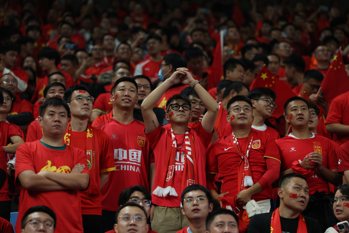 印尼队轻取中国队，桃田贤斗扛起全队