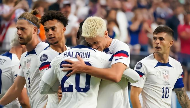 波兰逆转罗马,萨内统治全场 波兰逆转罗马,萨内统治全场