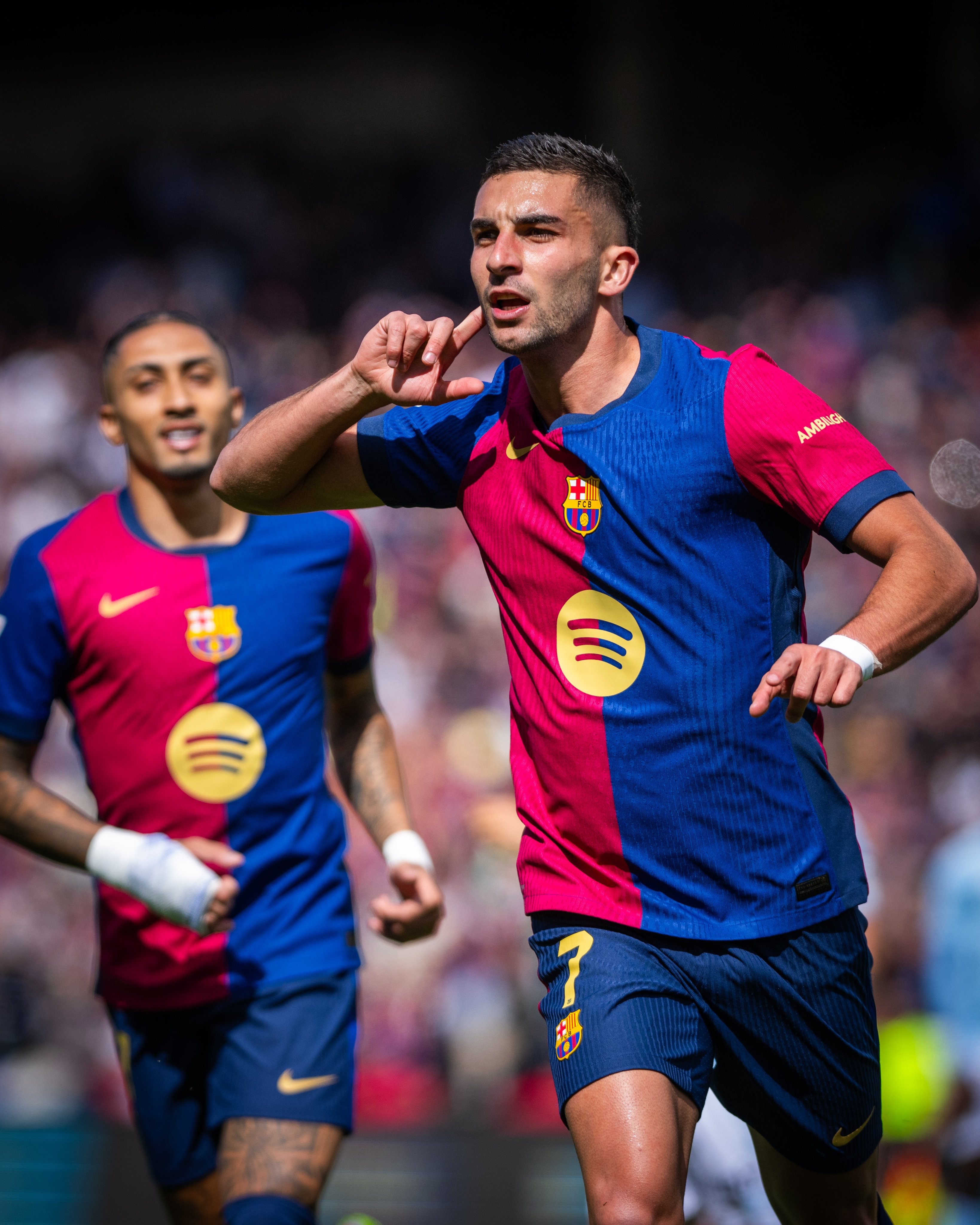 哥伦比亚鏖战法国,费兰·托雷斯一己之力扛起全队 哥伦比亚鏖战法国,费兰·托雷斯一己之力扛起全队