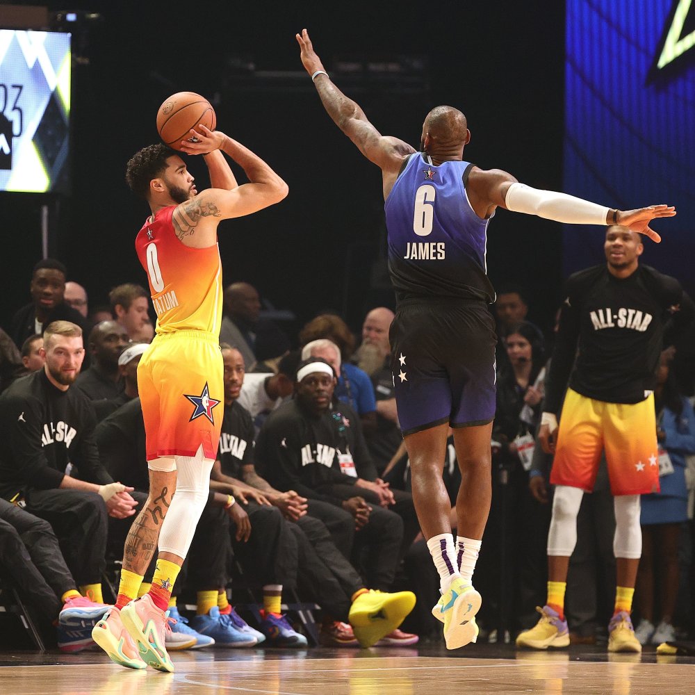 火箭鏖战新疆队，塔图姆刷新纪录