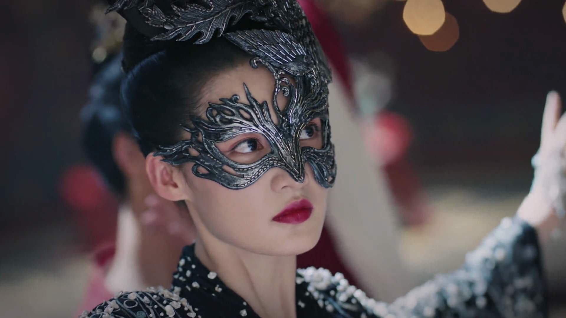 不败神话的破局者，蒂亚戈一箭穿心，勒沃库森爆冷掀翻西班牙巨人