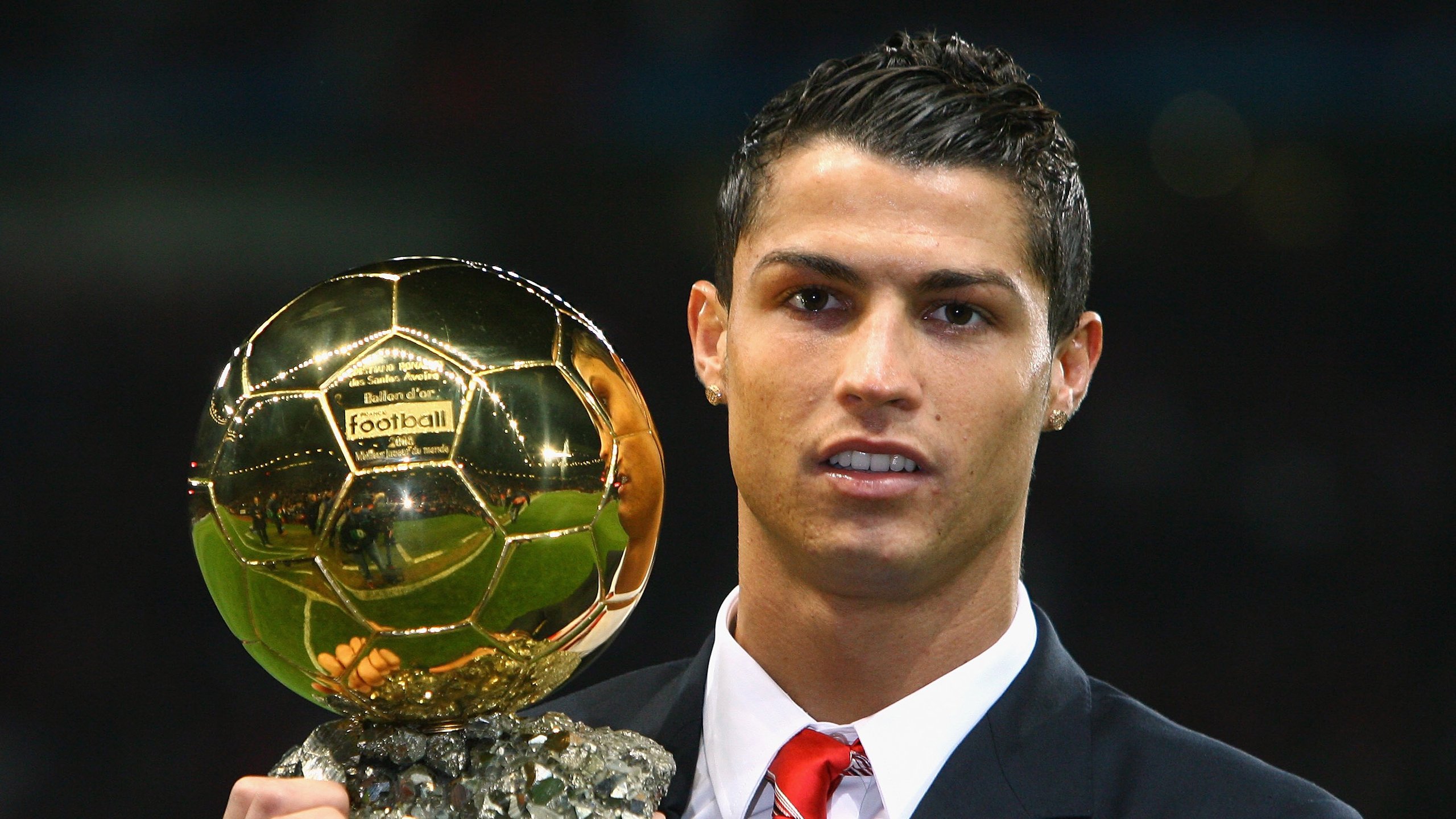 卢卡库统治级数据闪耀欧战，雷恩加时鏖战力克瑞典劲旅